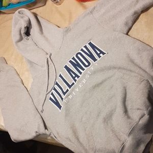 Sweatshirt with hoodie